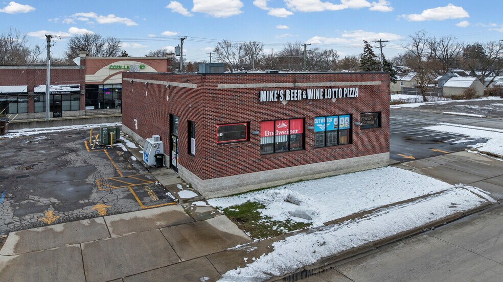 More Photos Of 7512 E 9 Mile Rd, Warren Convenience Store For Sale