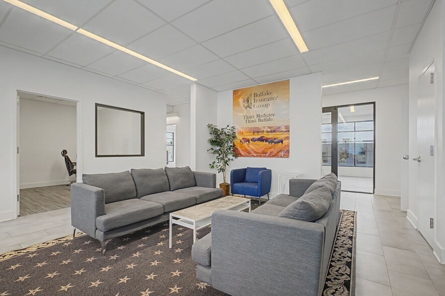 More Photos Of 6117 Centennial Blvd, Nashville Storefront Retail Office For Lease