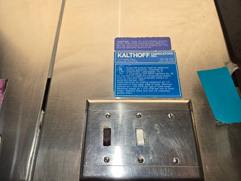 More Photos Of 4 E University Dr, Tempe Restaurant For Lease