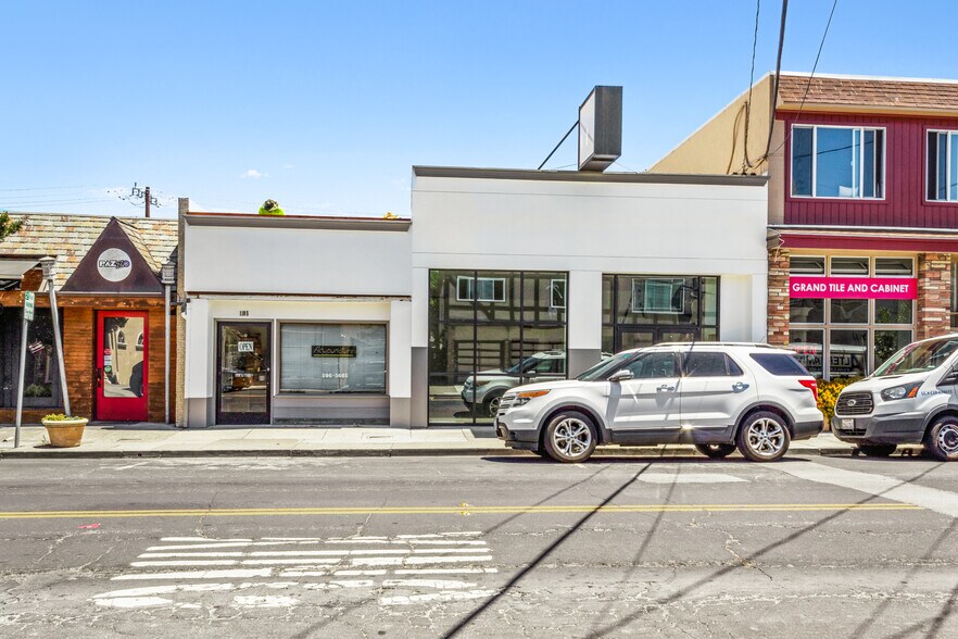 More Photos Of 1185 Laurel St, San Carlos Storefront For Lease