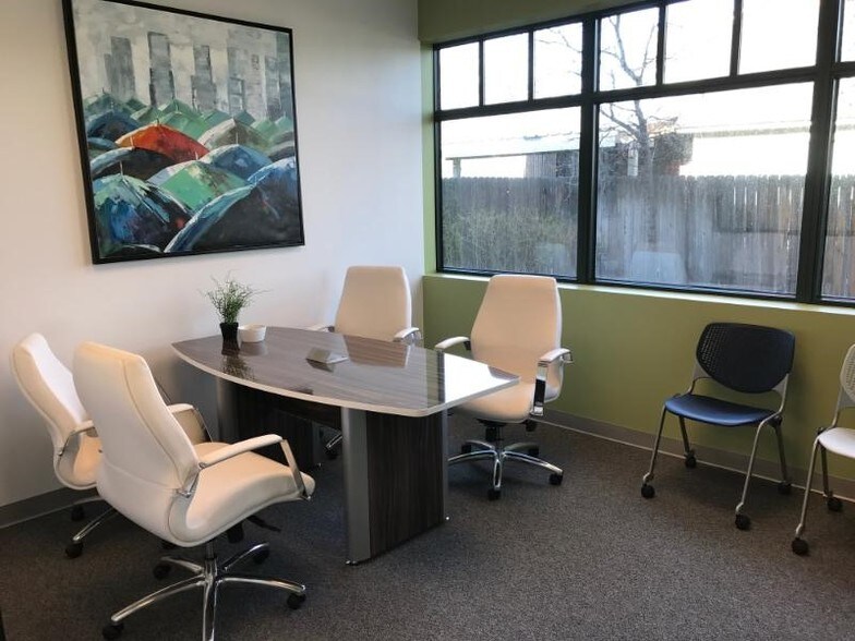 More Photos Of 651 Garrison St, Lakewood Office For Sale