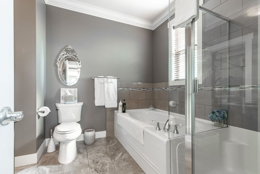 More Photos Of 2379 Chardonnay Ln, Abbotsford Hospitality For Sale