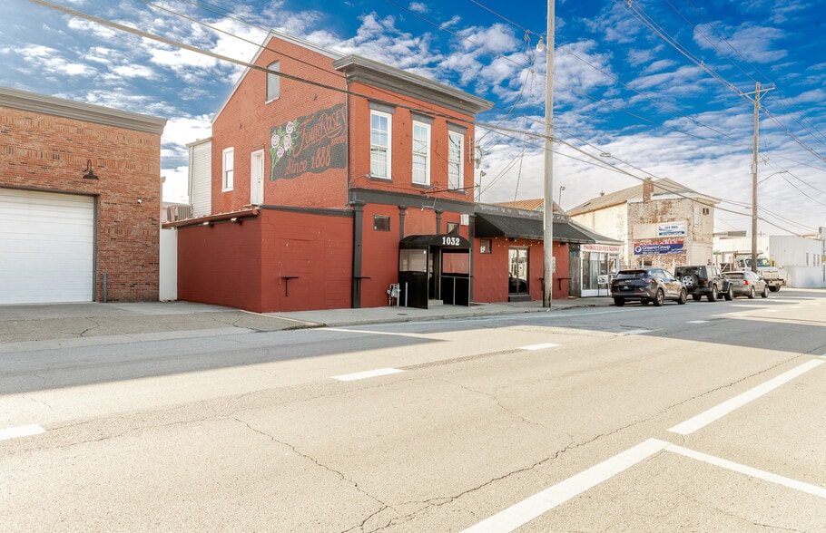 More Photos Of 1032 Story Ave, Louisville Bar For Lease