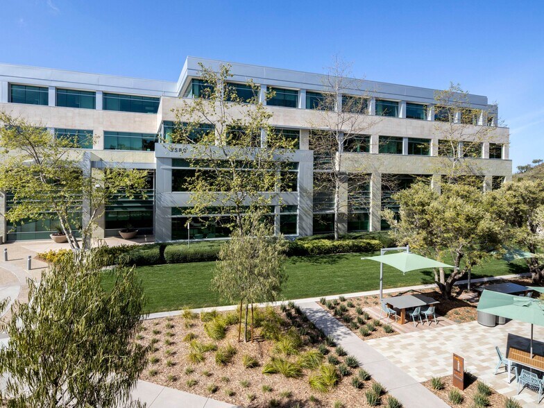 More Photos Of 3570 Carmel Mountain Rd, San Diego Office For Lease