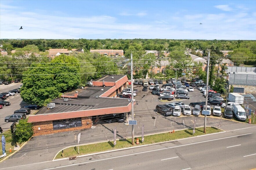 More Photos Of 4379 Route 130, Edgewater Park Auto Repair For Lease