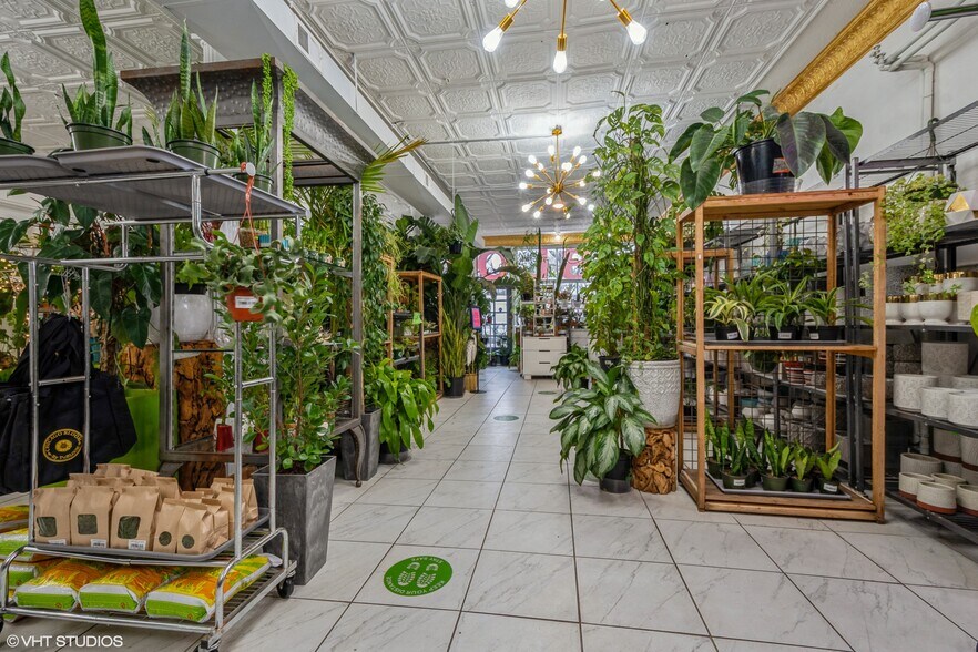More Photos Of 2312 W Touhy Ave, Chicago General Retail For Sale