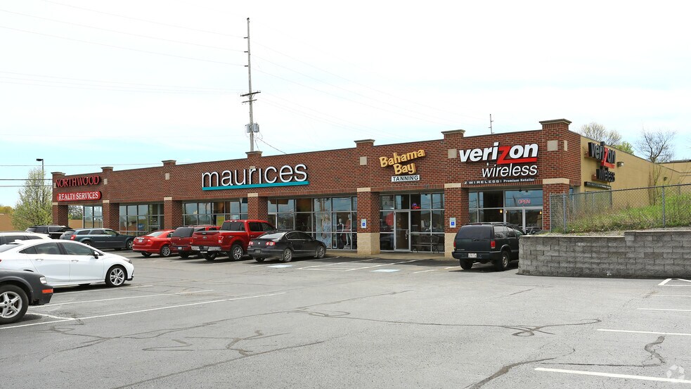 More Photos Of 2789 E State St, Salem Unknown For Lease