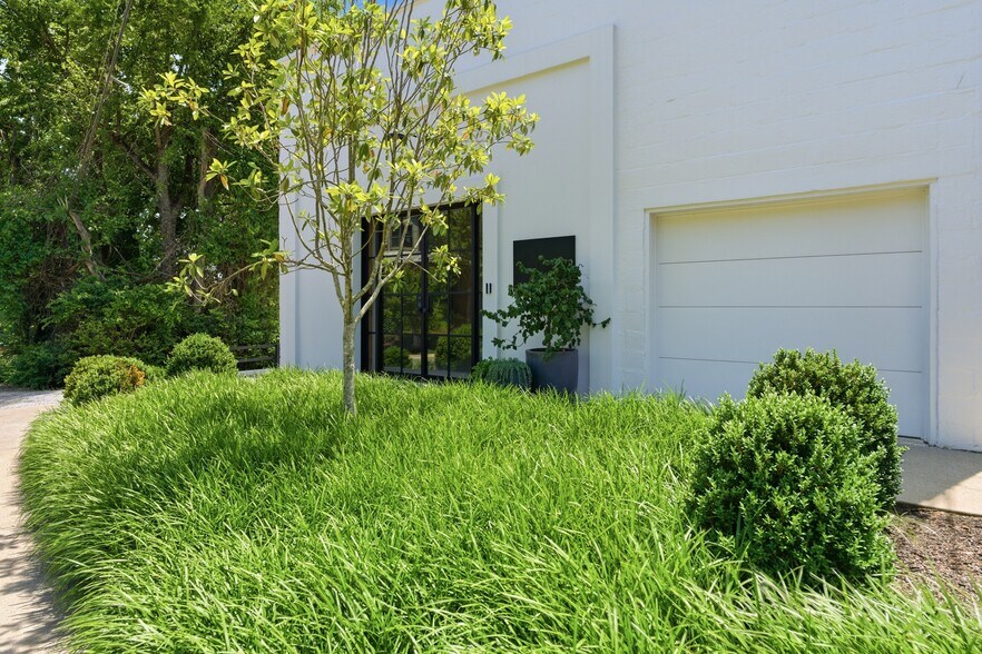 More Photos Of 829 Gale Ln, Nashville Loft Creative Space For Sale
