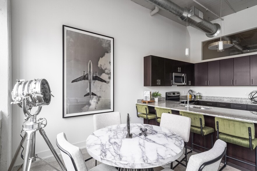 More Photos Of 575 E 4th St, Winston-Salem Apartments For Lease