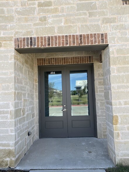 More Photos Of 4425 Plano Pkwy, Carrollton Office For Lease