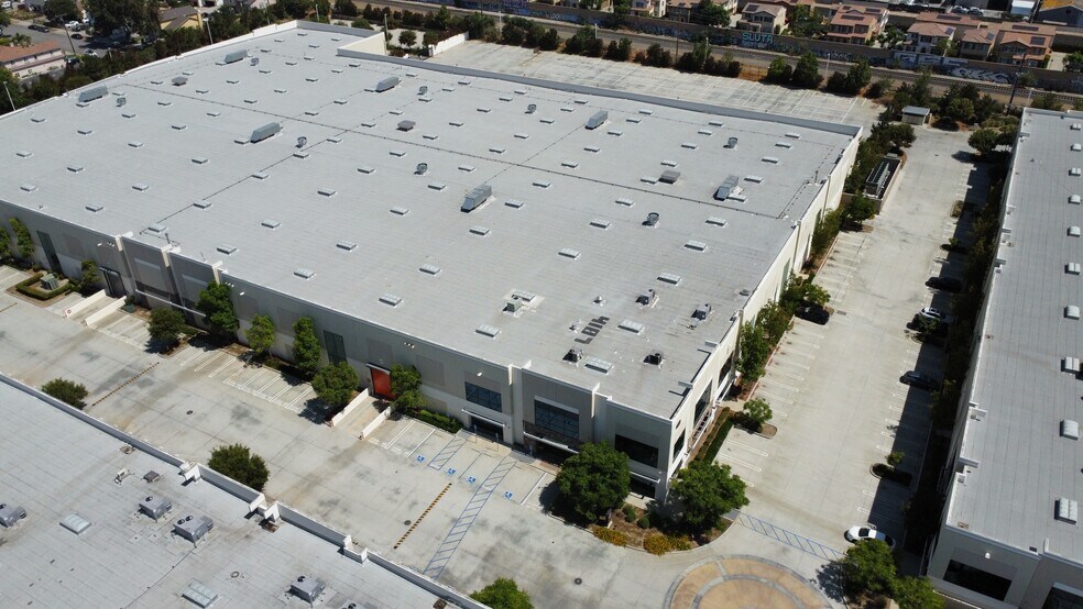 More Photos Of 4187 Temple City Blvd, El Monte Warehouse For Lease