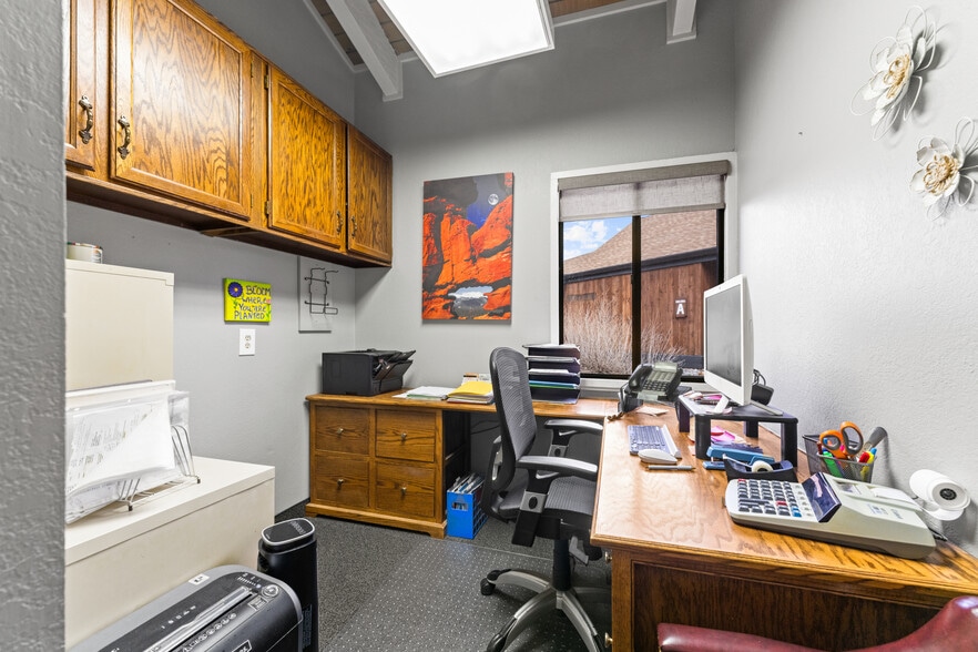 More Photos Of 3225 W Carefree Cir, Colorado Springs Medical For Sale