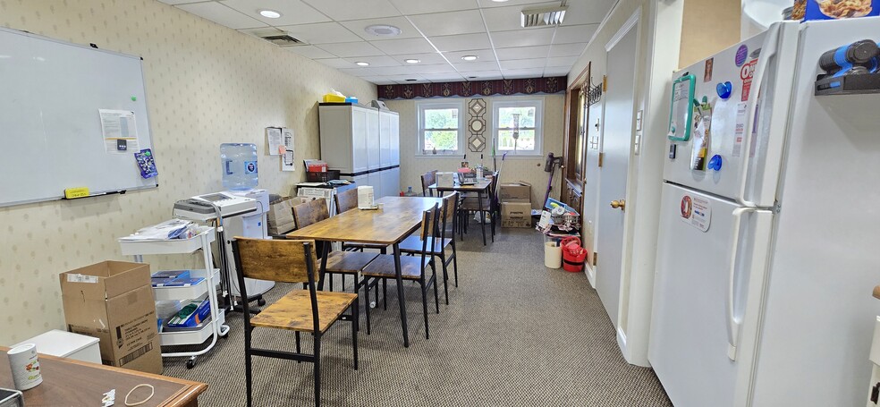 More Photos Of 339 E Antietam St, Hagerstown Office For Lease