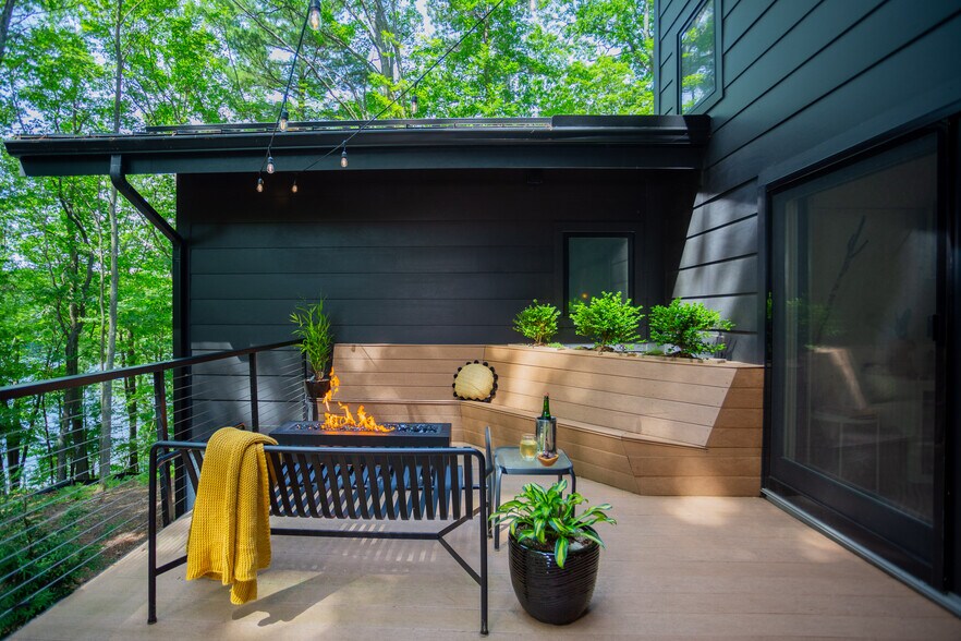 More Photos Of 7103 Lake View Rdg, Lake Ann Hospitality For Sale