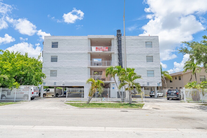 Primary Photo Of 1095 W 77th St, Hialeah Apartments For Sale