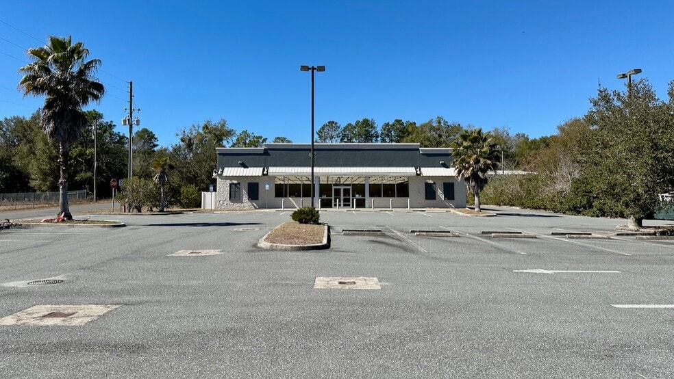 More Photos Of 3365 E Millwood Ln, Hernando Freestanding For Sale