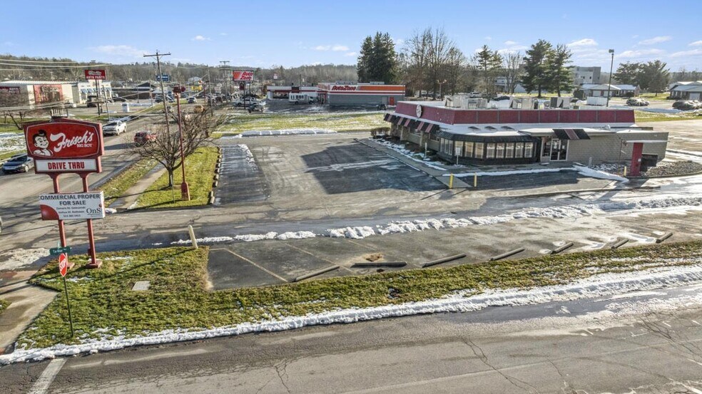 More Photos Of 1285 N High St, Hillsboro Restaurant For Sale