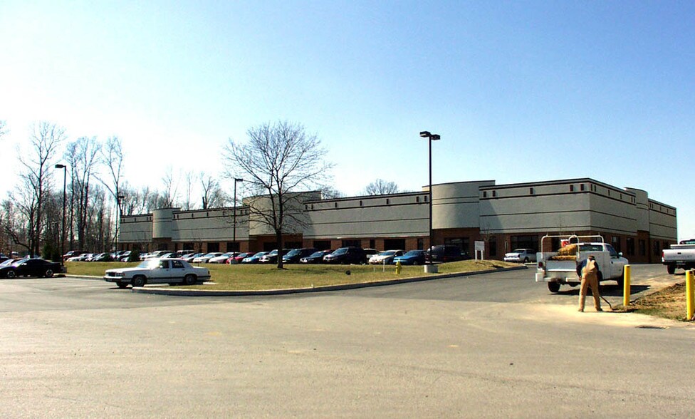 Primary Photo Of 10521 Millington Ct, Blue Ash Research And Development For Lease