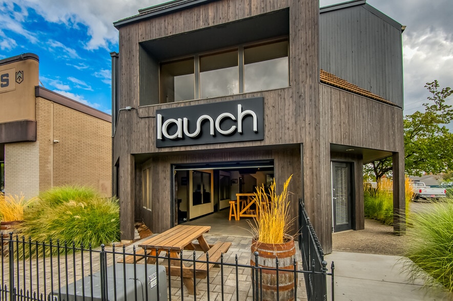 Primary Photo Of 12290 SW Main St, Portland Office For Sale