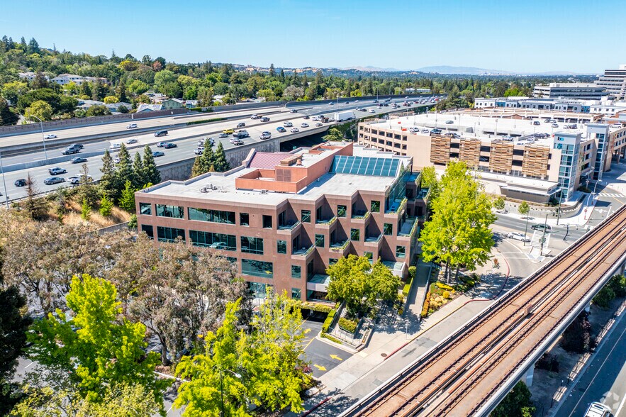 More Photos Of 101 Ygnacio Valley Rd, Walnut Creek Office For Lease