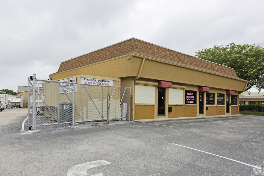 More Photos Of 960 Chalmer Dr, Marco Island Light Manufacturing For Sale