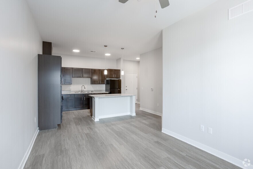 More Photos Of 501 4th Ave SE, Cedar Rapids Apartments For Lease