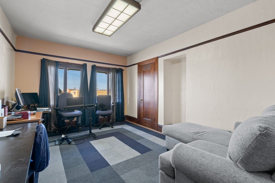 More Photos Of 217 E Lake Ave, Watsonville Office For Sale