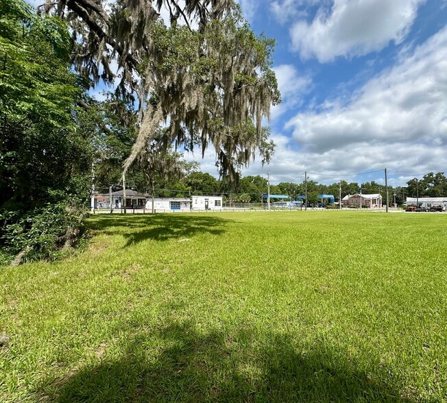 More Photos Of 000 Summit Street, Crescent City Land For Sale