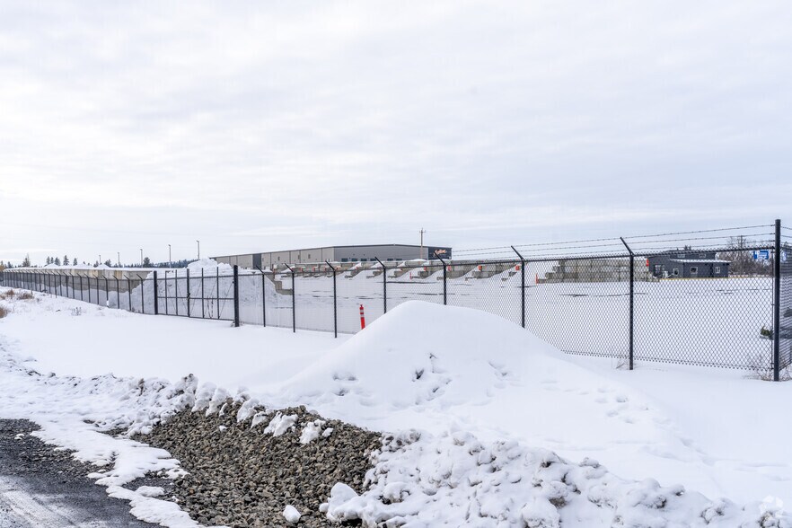 More Photos Of 8579 Westbow Blvd, Spokane Warehouse For Lease