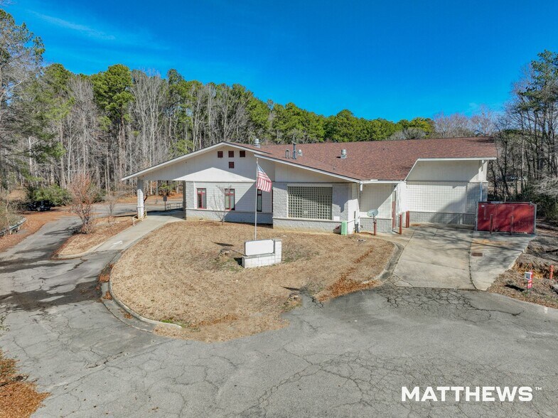 More Photos Of 1922 K M Wicker Memorial Dr, Sanford Medical For Sale