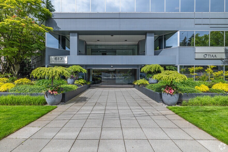 More Photos Of 617 Eastlake Ave E, Seattle Office For Lease