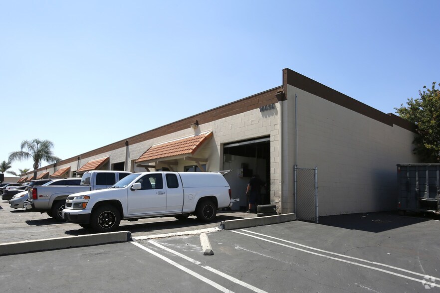 More Photos Of 10050 6th St, Rancho Cucamonga Warehouse For Lease