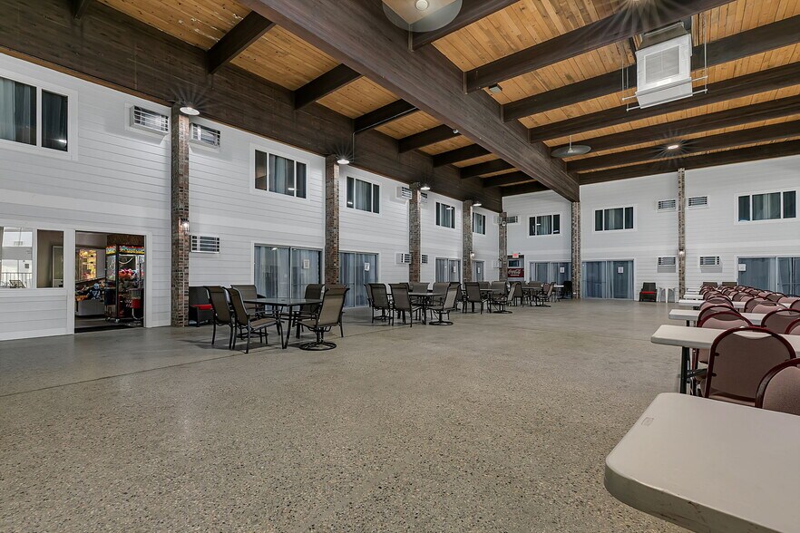 More Photos Of 200 E State 28 Hwy, Morris Hospitality For Sale