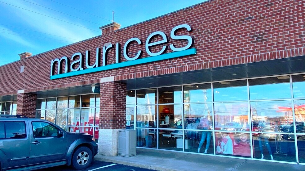 More Photos Of 2789 E State St, Salem Unknown For Lease