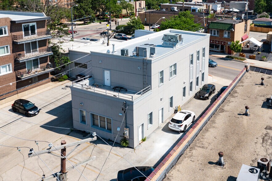 More Photos Of 7880 N. Lincoln Ave, Skokie Medical For Sale