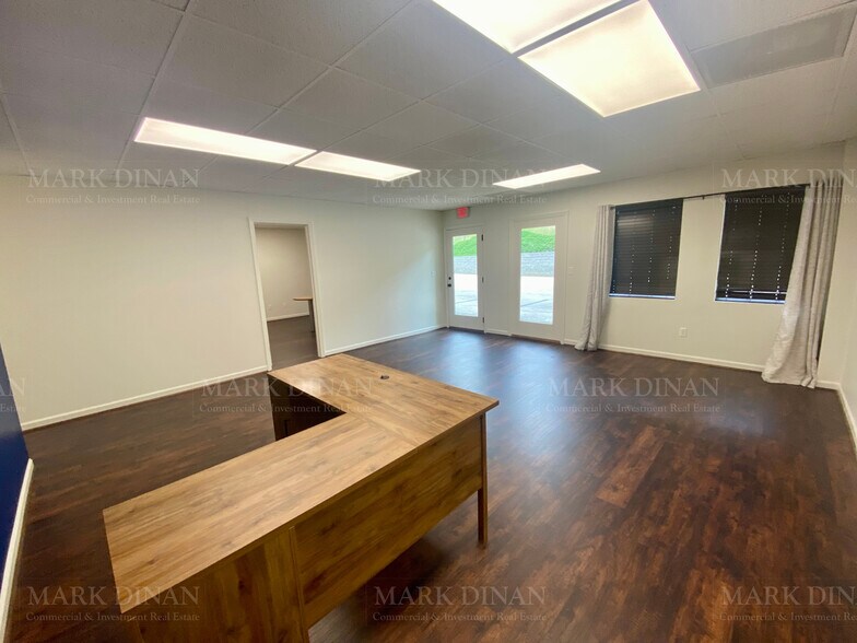 More Photos Of 2050 Oak Mountain Dr, Pelham Office For Sale