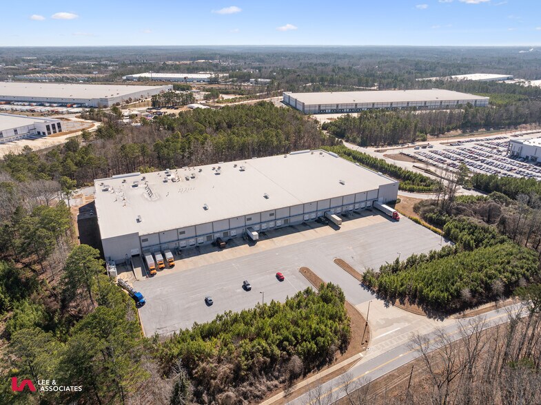 More Photos Of 3000 Logistics Center Dr, Fairburn Distribution For Lease