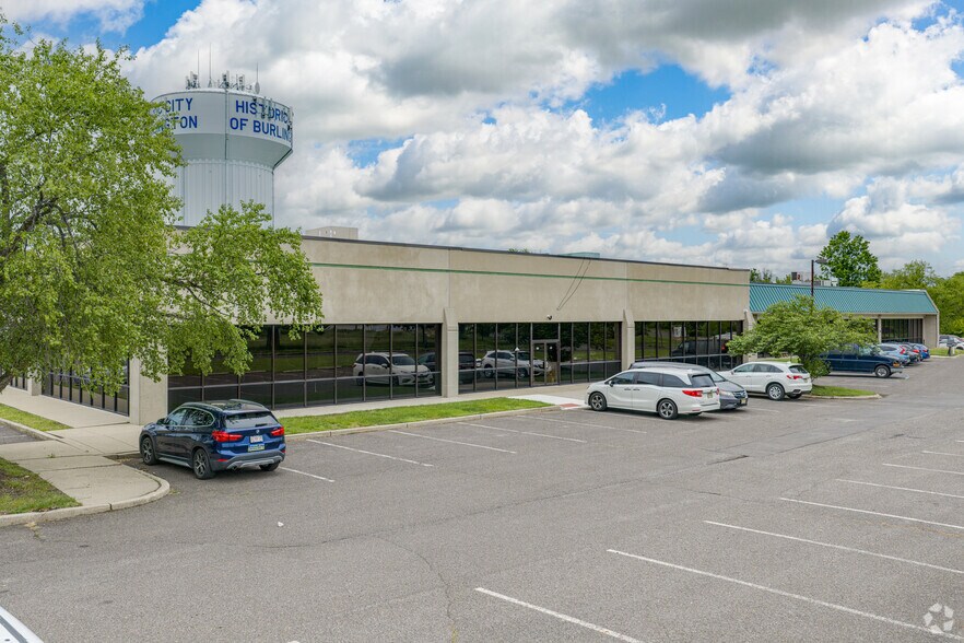 More Photos Of 450-460 Veterans Dr, Burlington Light Distribution For Sale