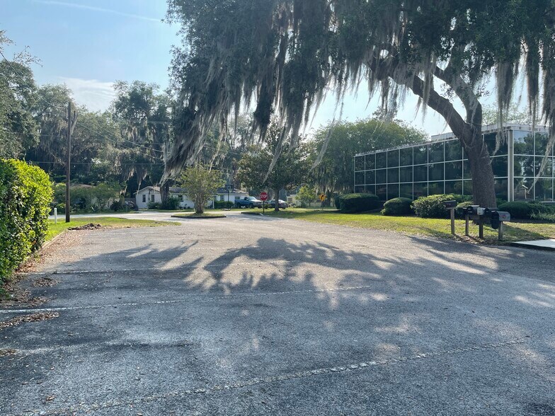 More Photos Of 820 N Orange Ave, Green Cove Springs Storefront Retail Office For Sale