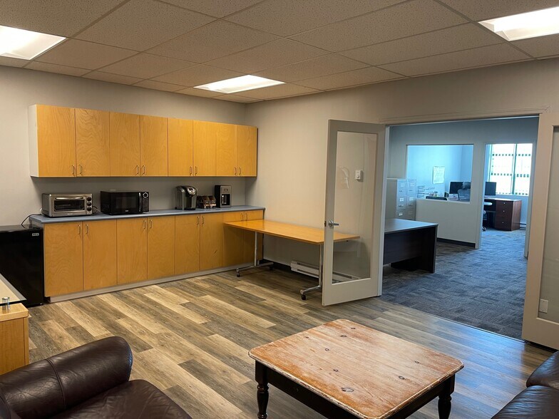 More Photos Of 17 Fawcett Rd, Coquitlam Warehouse For Sale