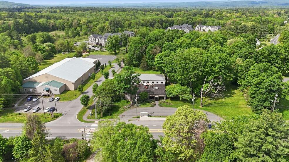 More Photos Of 665 Amherst Rd, Sunderland Research And Development For Sale