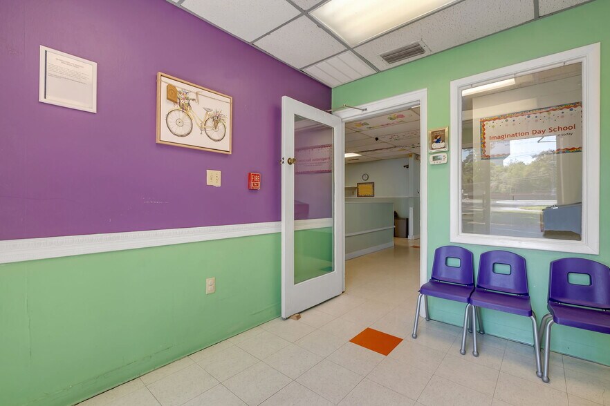 More Photos Of 3472 N Monroe St, Tallahassee Office For Sale