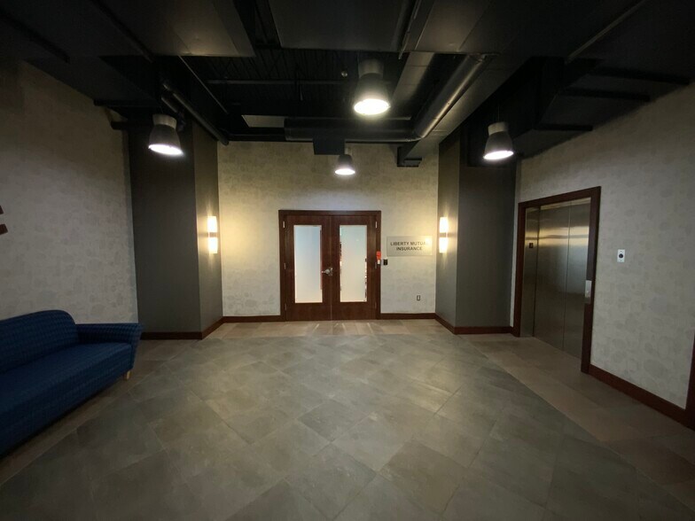 More Photos Of 6130-6360 Levis Commons Blvd, Perrysburg Office For Lease