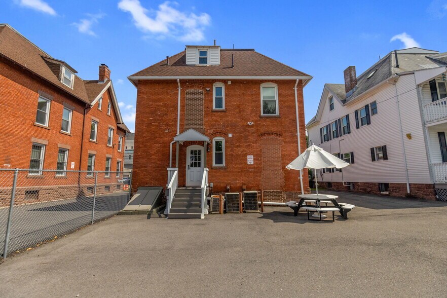More Photos Of , Hartford Office For Sale