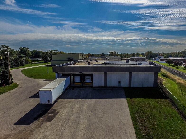 More Photos Of 9864 Church St, Bridgman Unknown For Lease
