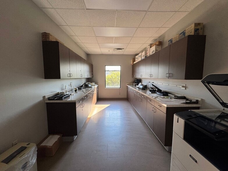 More Photos Of 724 Central Ave, New Orleans Light Distribution For Sale