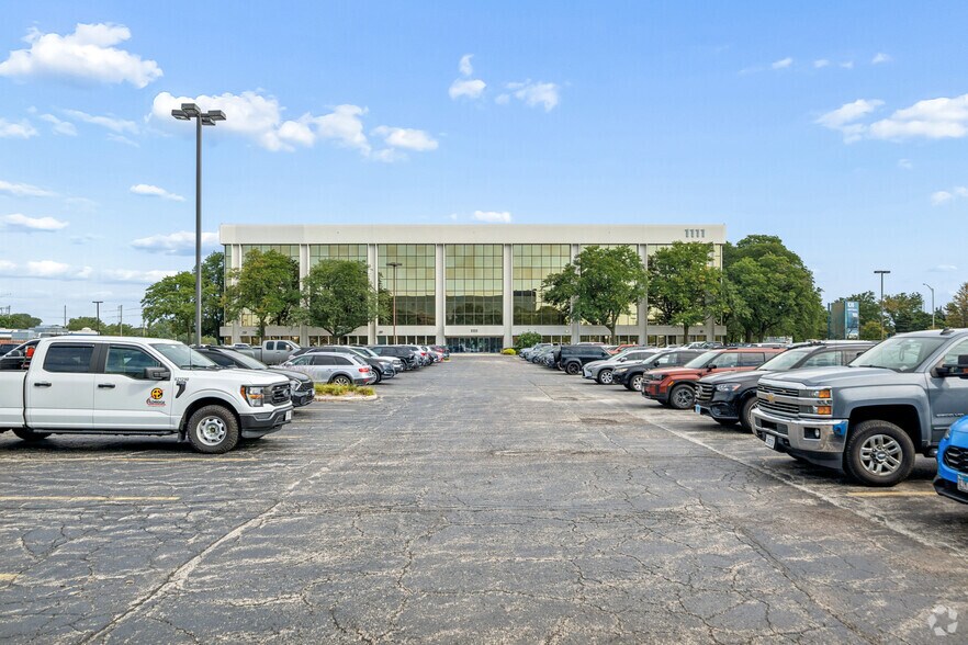 More Photos Of 1111 E Touhy Ave, Des Plaines Office For Sale