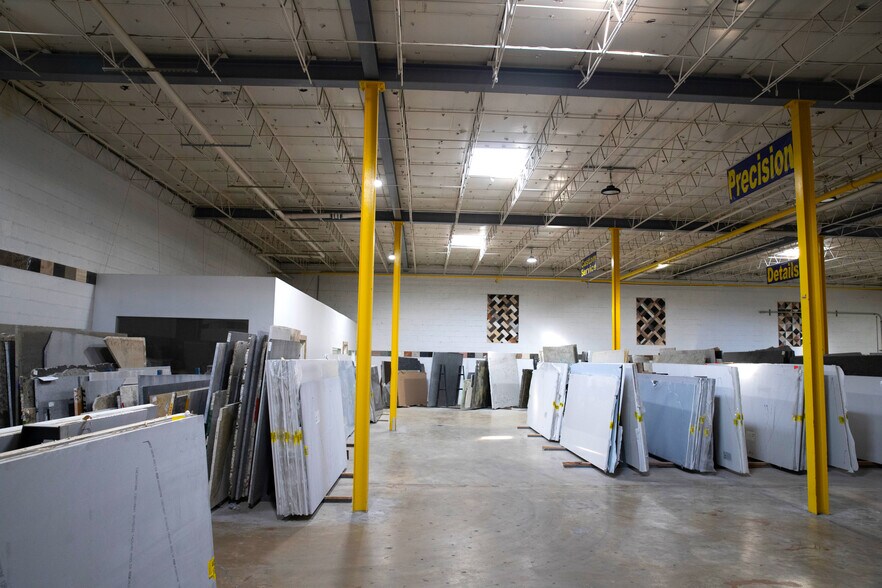 More Photos Of 3400 Windom Rd, Brentwood Manufacturing For Sale