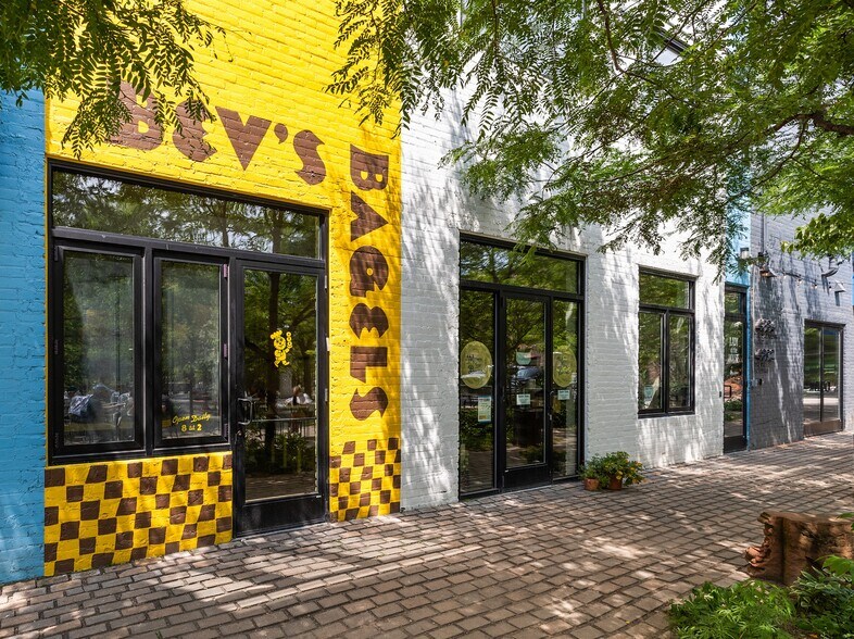 More Photos Of 4126 Grand River Ave, Detroit Research And Development For Sale