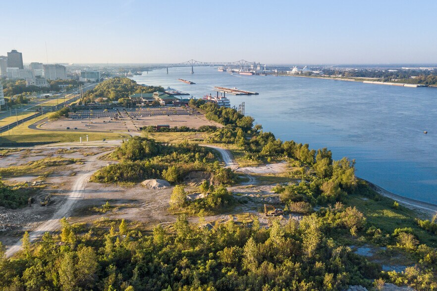 More Photos Of 100 River Rd S, Baton Rouge Land For Sale